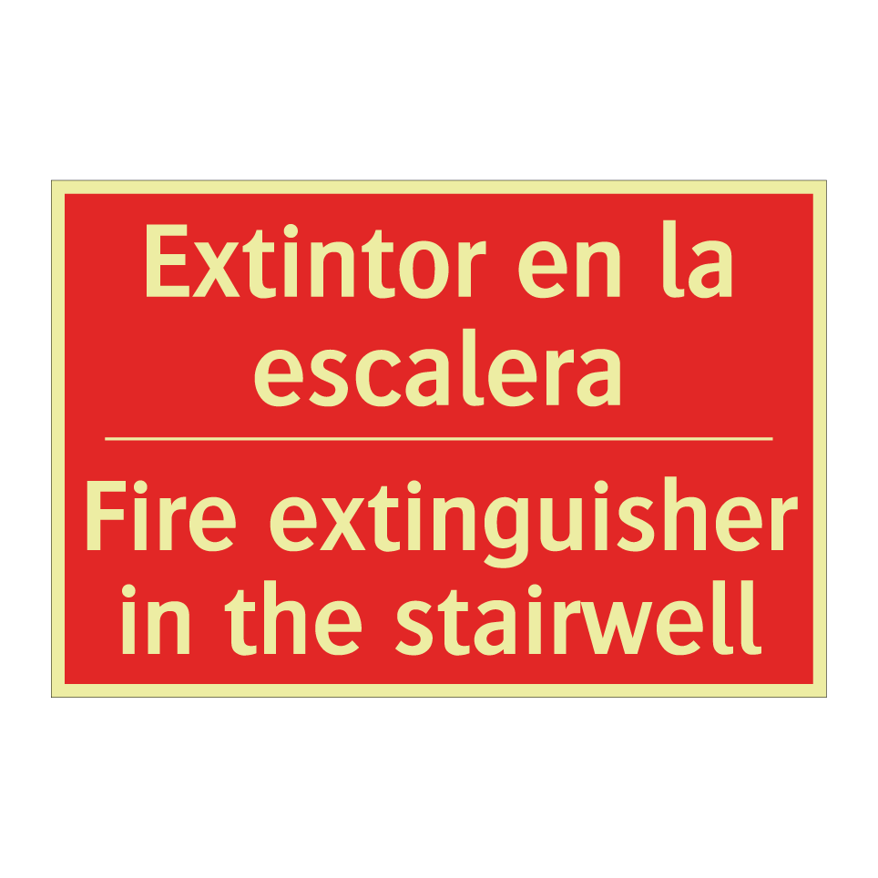 Extintor en la escalera - Fire extinguisher in the /.../
