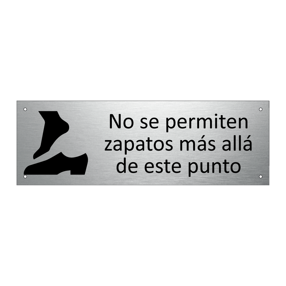 No se permiten zapatos más allá de este punto