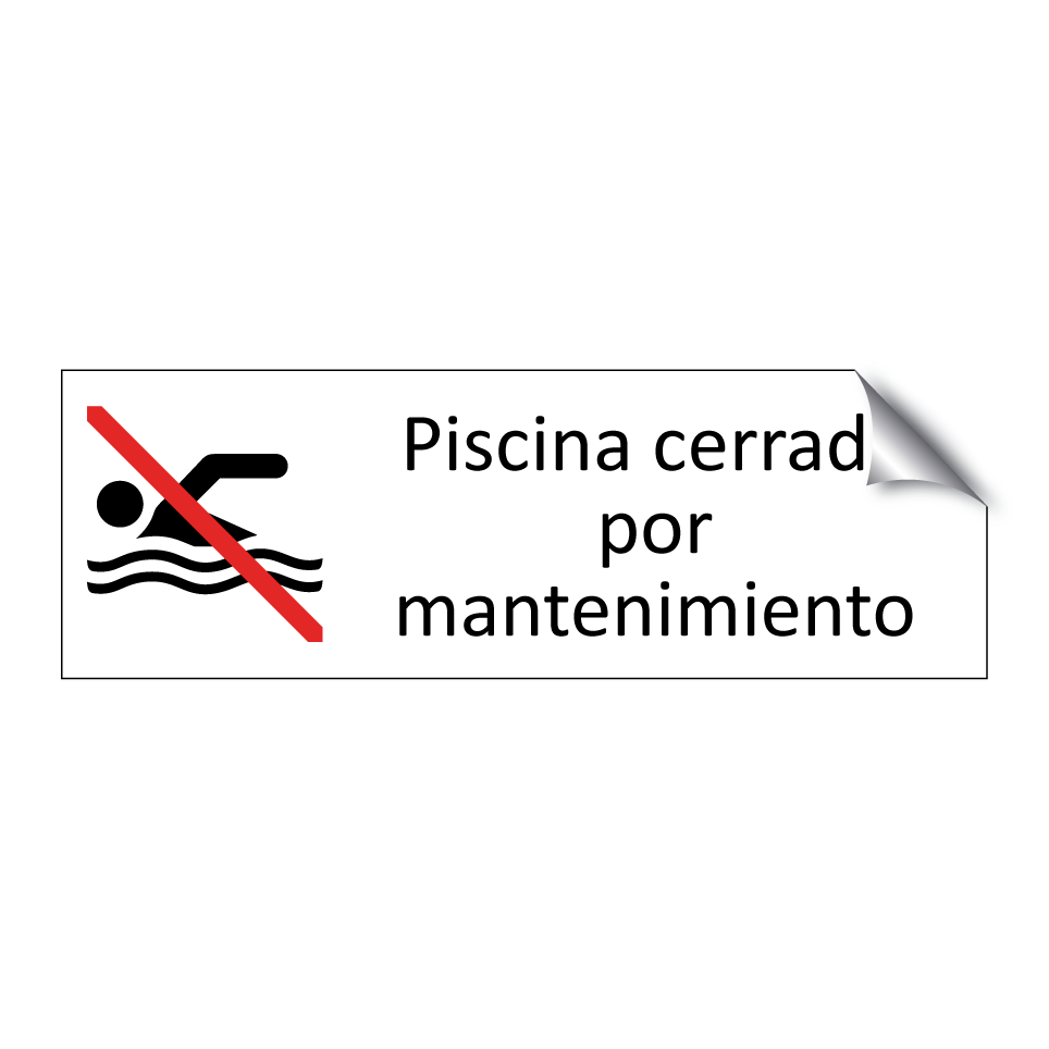 Piscina cerrada por mantenimiento