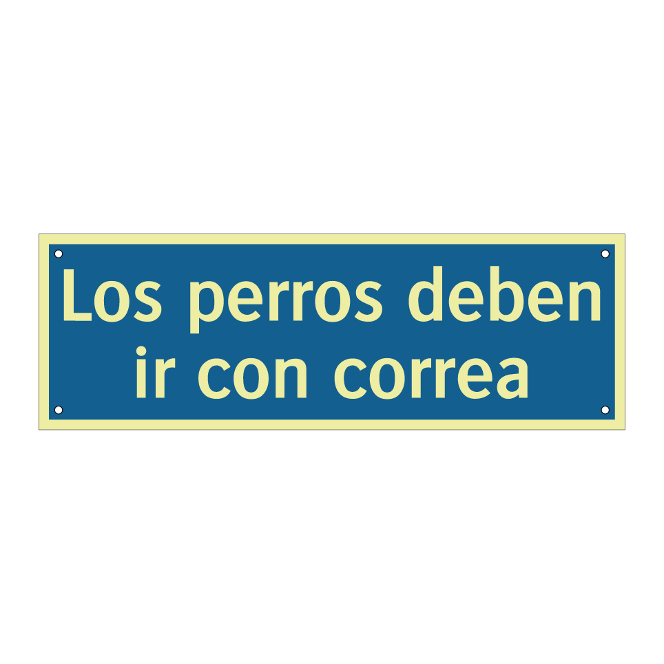 Los perros deben ir con correa