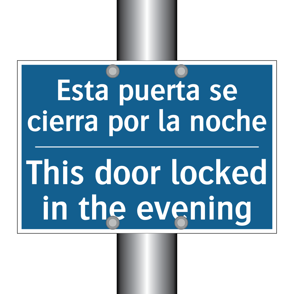 Esta puerta se cierra por la noche /.../ - This door locked in the evening /.../