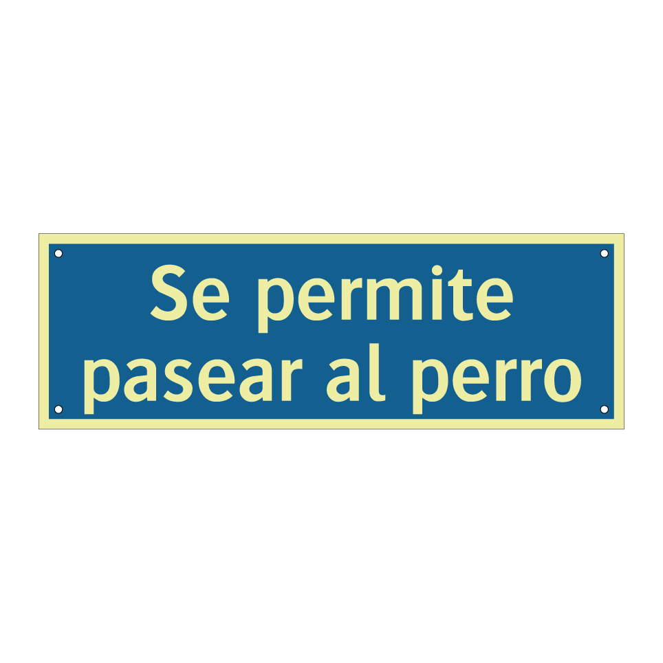 Se permite pasear al perro