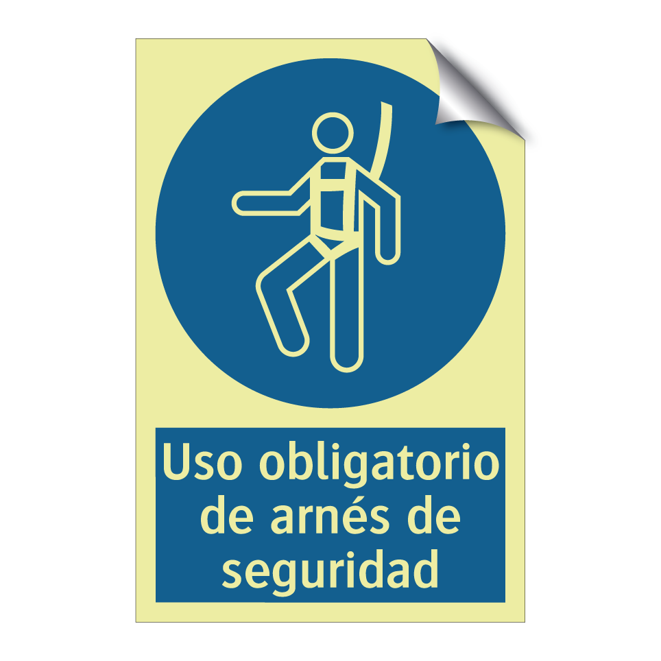 Uso obligatorio de arnés de seguridad