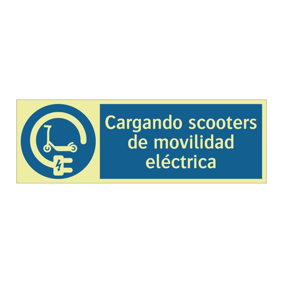 Cargando scooters de movilidad eléctrica