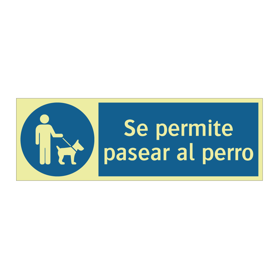 Se permite pasear al perro