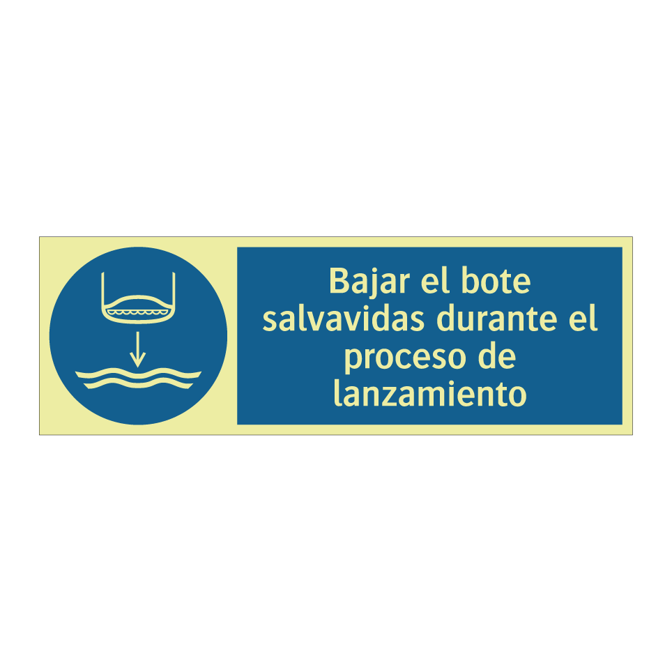 Bajar el bote salvavidas durante el proceso de lanzamiento