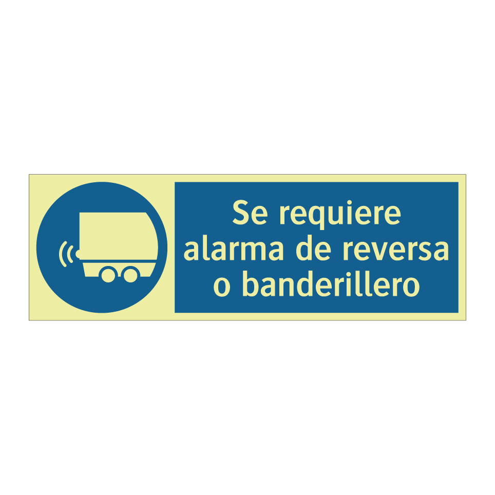 Se requiere alarma de reversa o banderillero