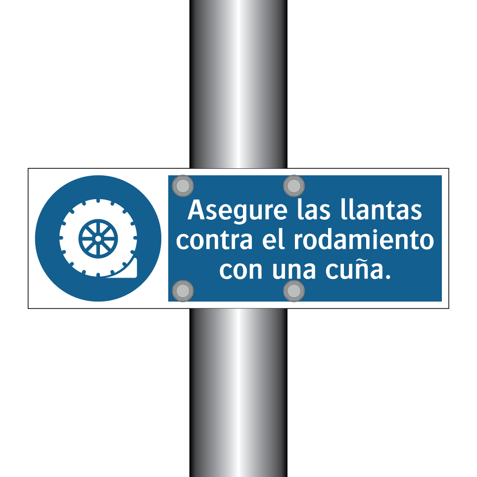 Asegure las llantas contra el rodamiento con una cuña.