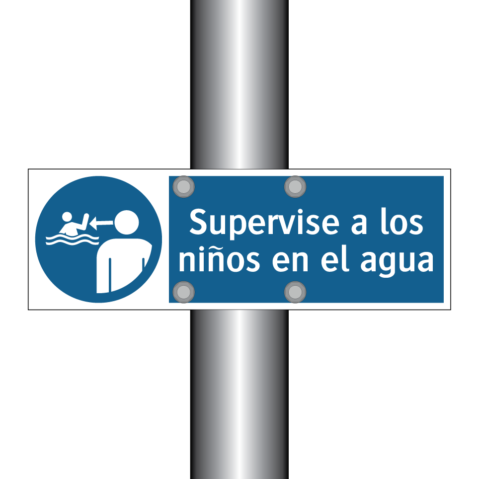 Supervise a los niños en el agua