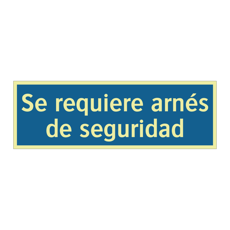 Se requiere arnés de seguridad