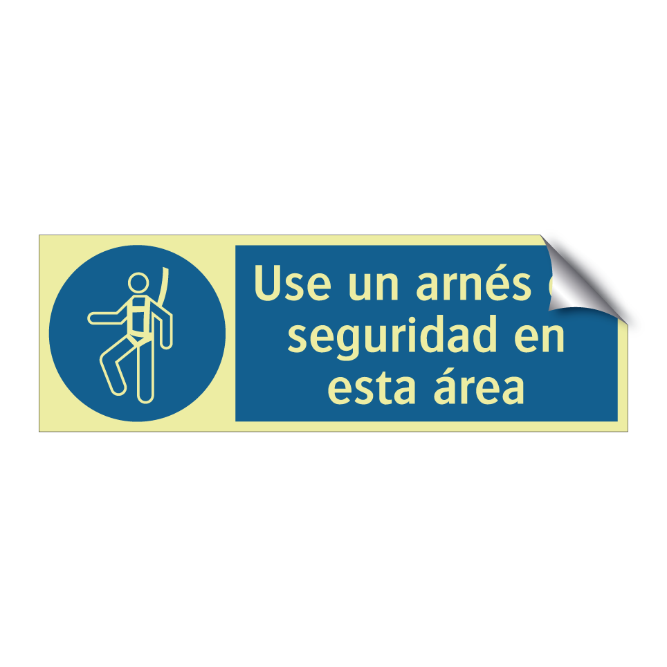 Use un arnés de seguridad en esta área