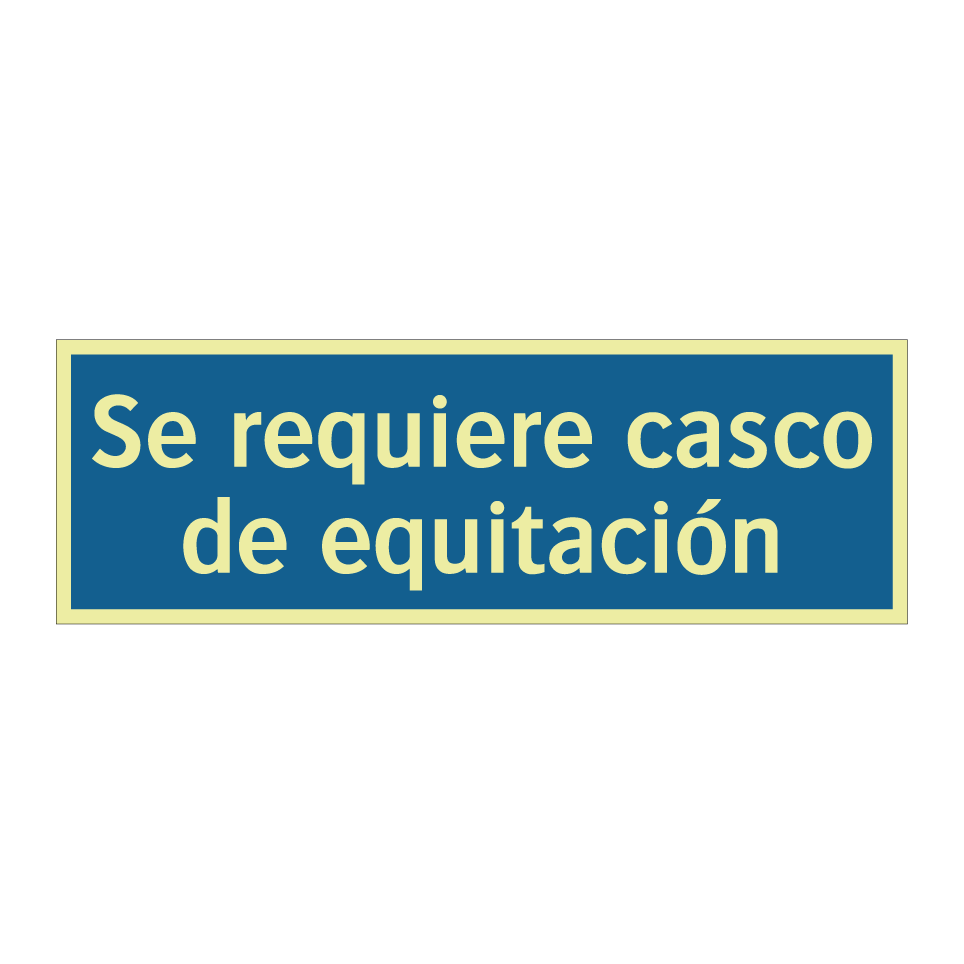 Se requiere casco de equitación