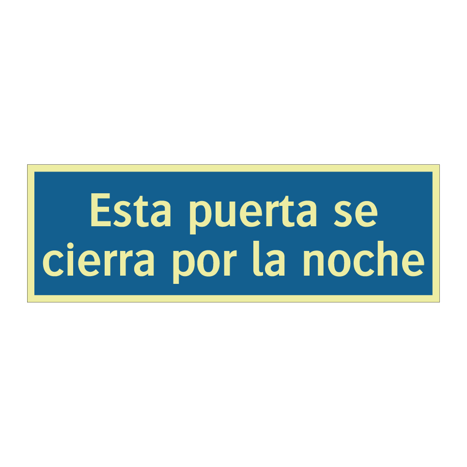 Esta puerta se cierra por la noche