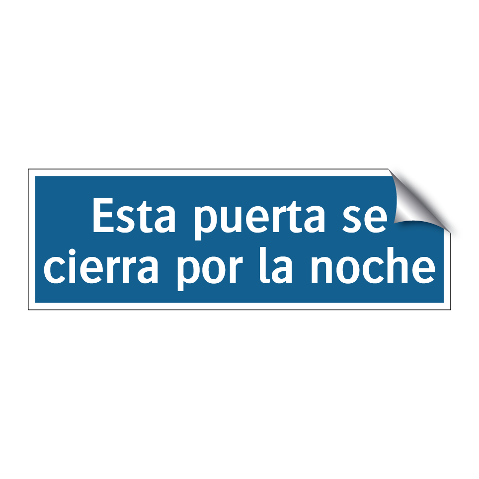 Esta puerta se cierra por la noche