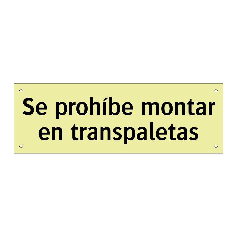 Se prohíbe montar en transpaletas