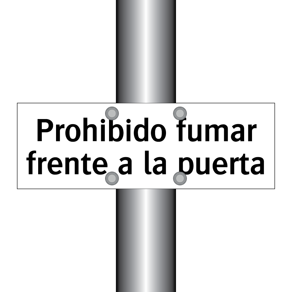 Prohibido fumar frente a la puerta
