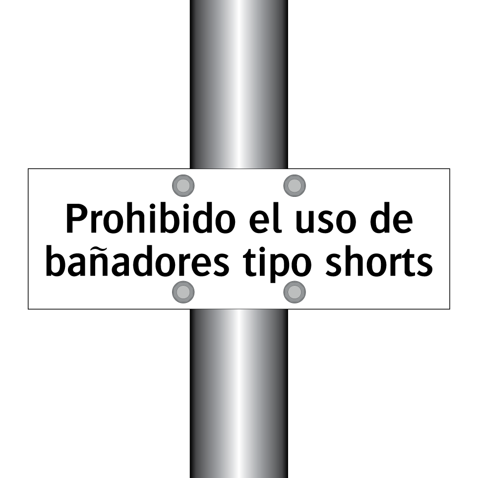 Prohibido el uso de bañadores tipo shorts