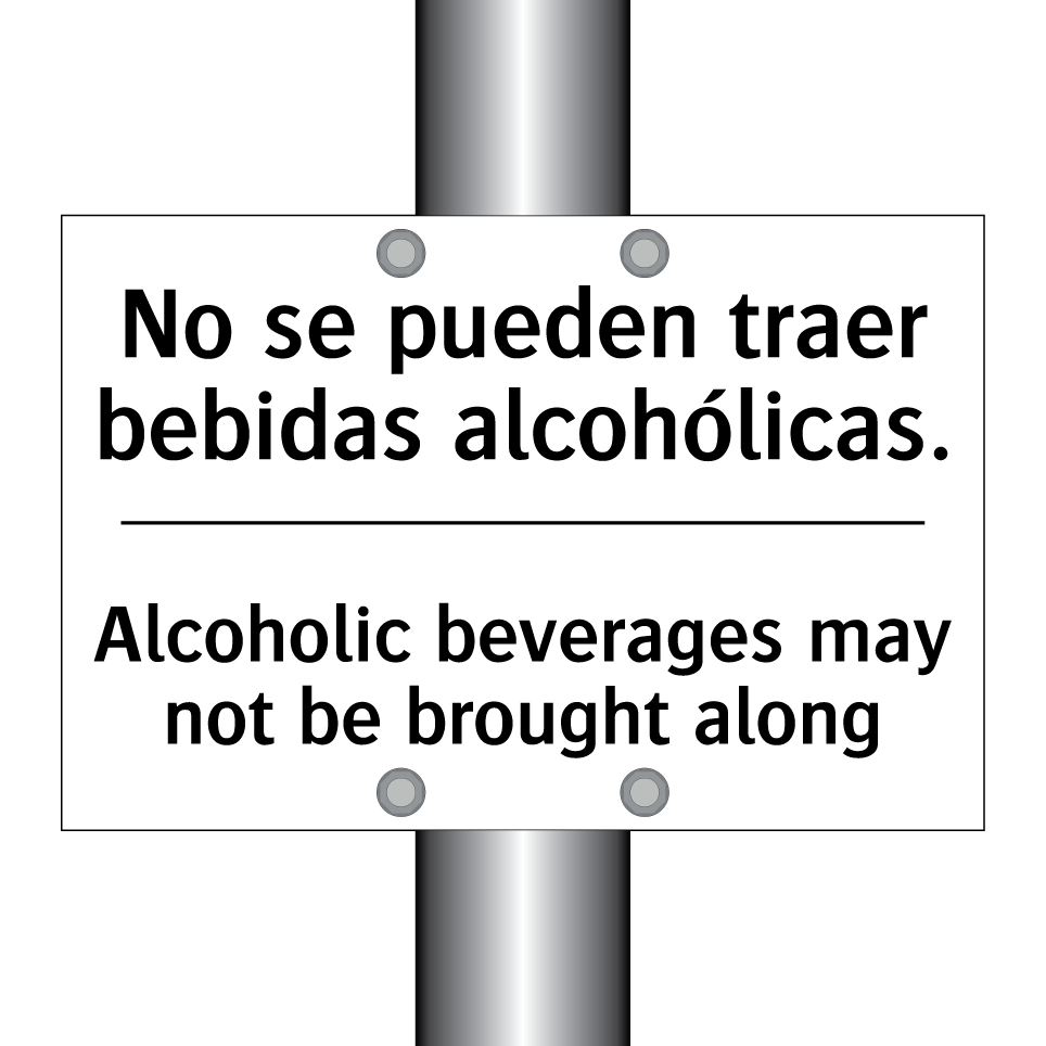 No se pueden traer bebidas alcohólicas. - Alcoholic beverages may not be brought along