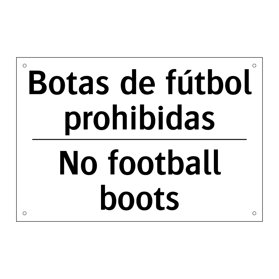 Botas de fútbol prohibidas - No football boots