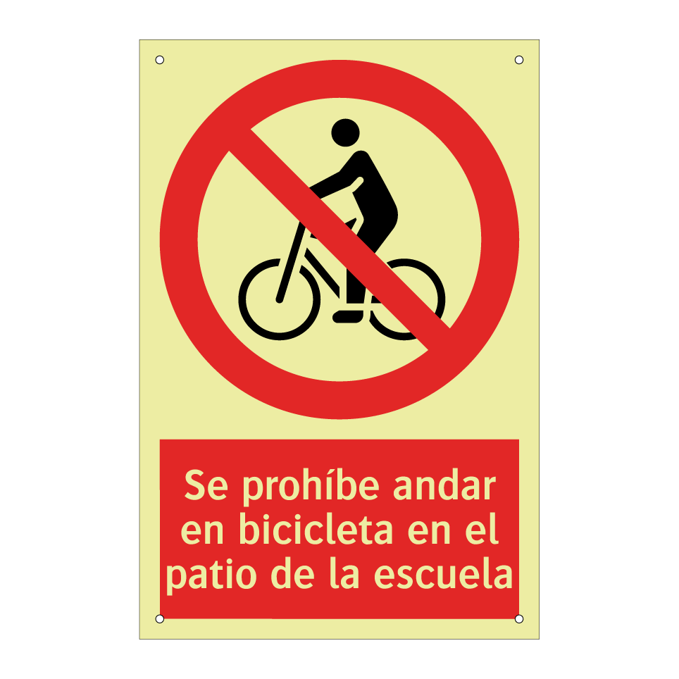 Se prohíbe andar en bicicleta en el patio de la escuela