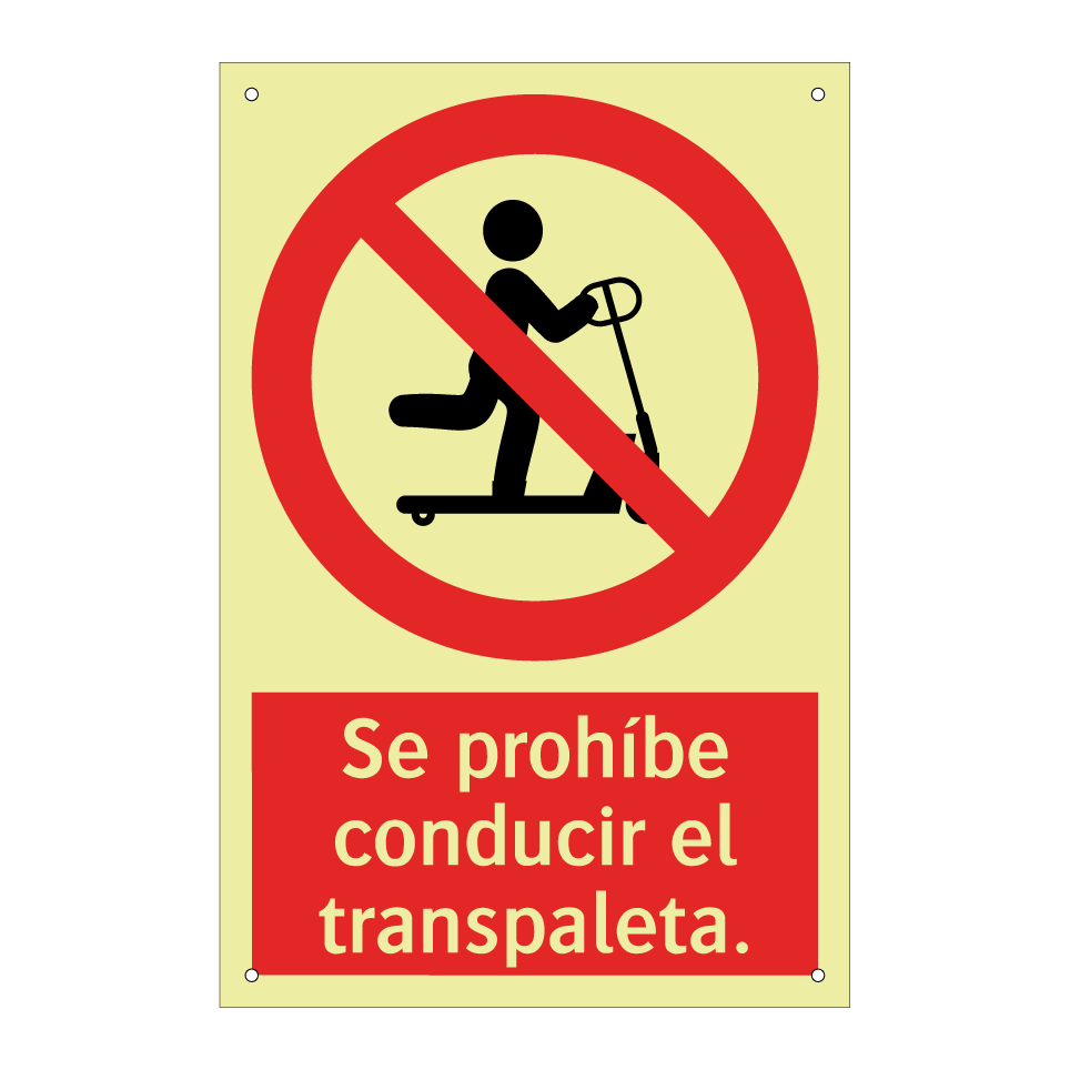 Se prohíbe conducir el transpaleta.