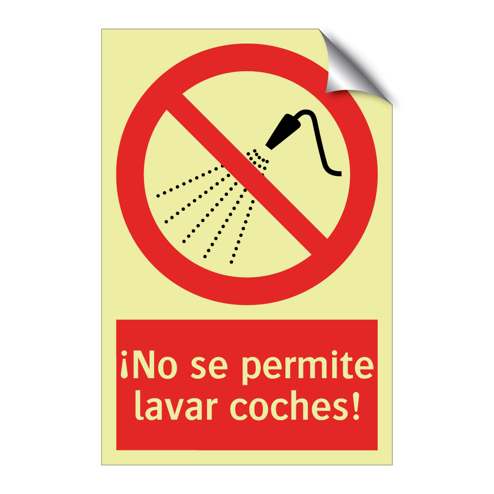 ¡No se permite lavar coches!