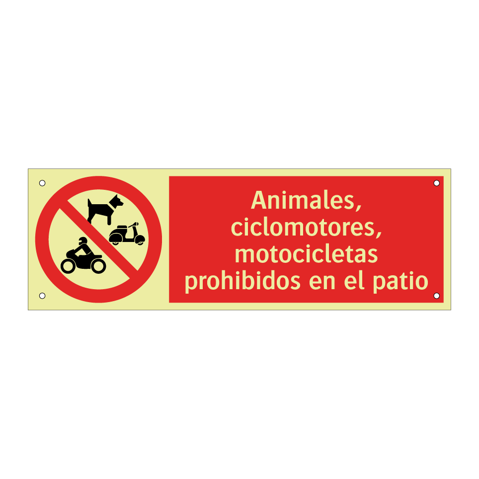 Animales, ciclomotores, motocicletas prohibidos en el patio