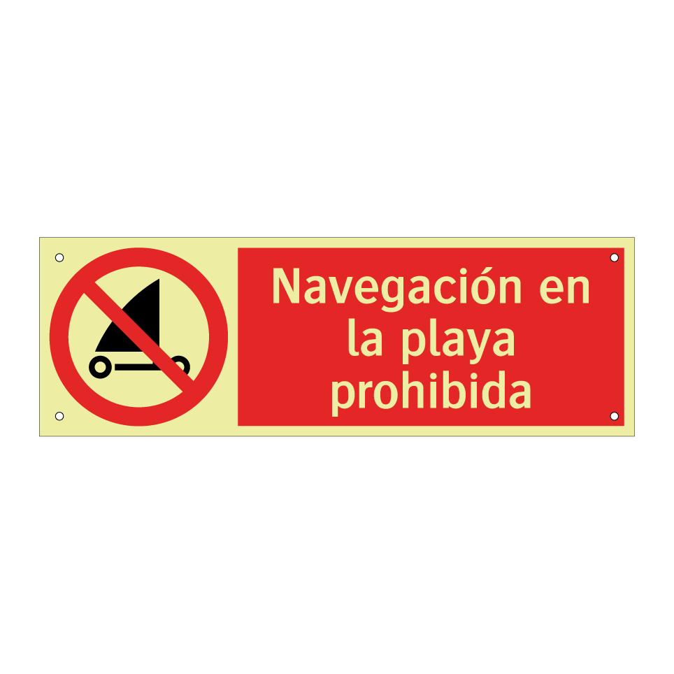Navegación en la playa prohibida