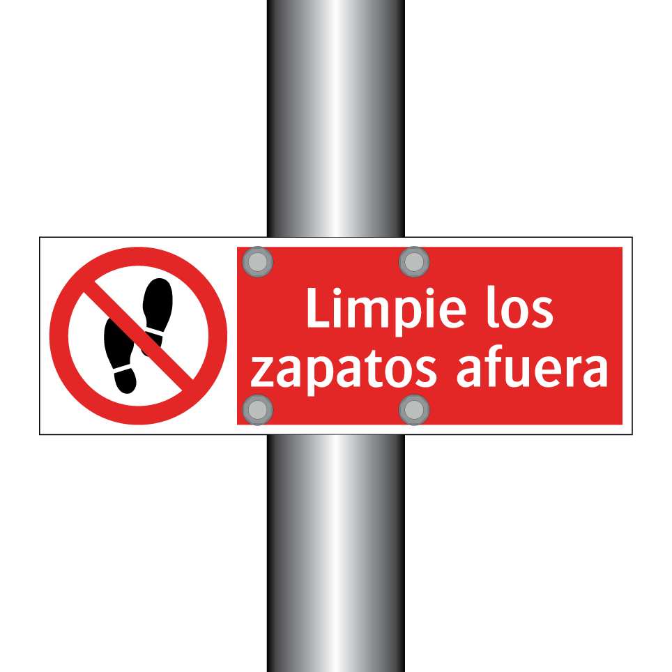 Limpie los zapatos afuera