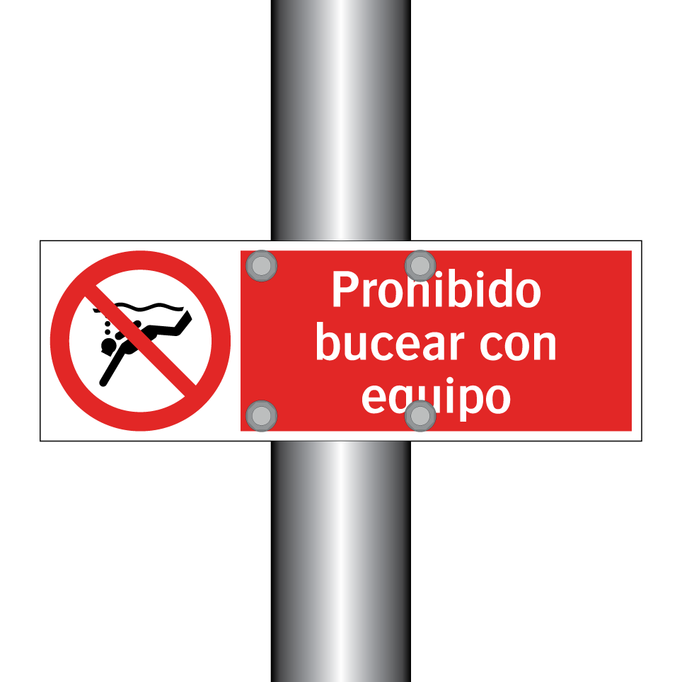 Prohibido bucear con equipo