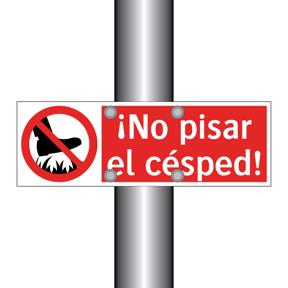 ¡No pisar el césped!