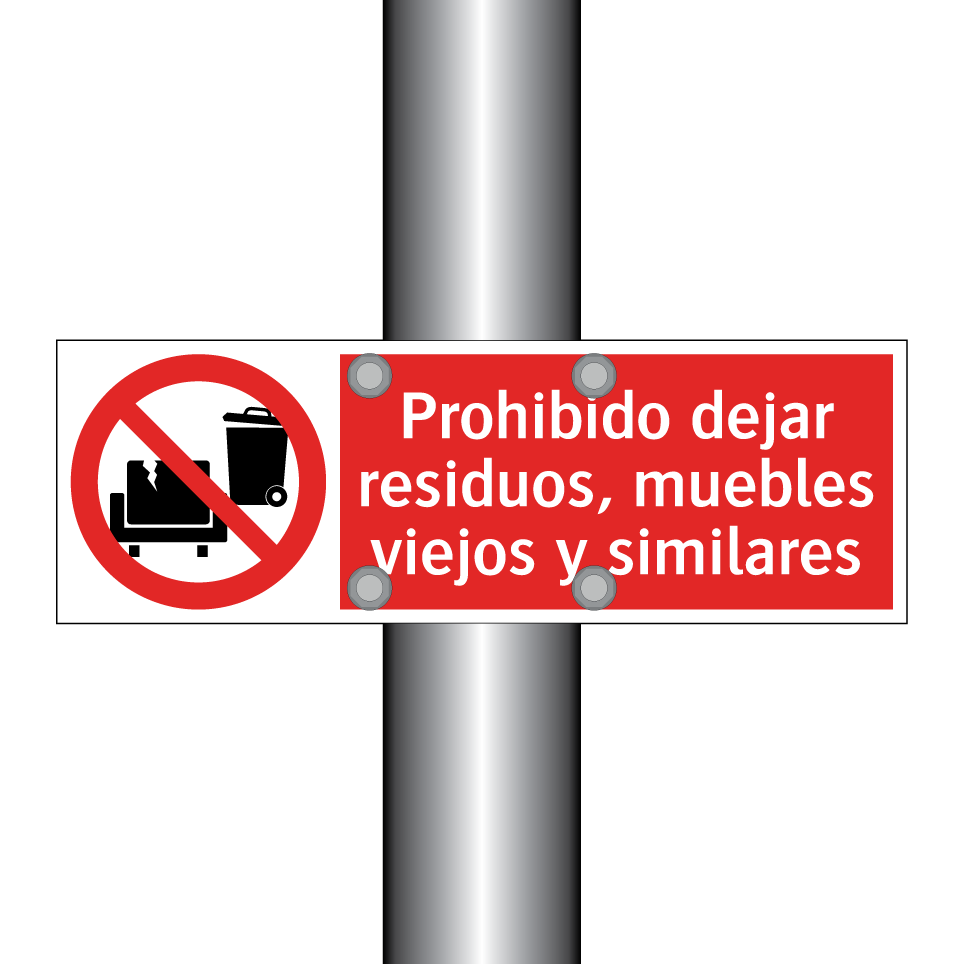 Prohibido dejar residuos, muebles viejos y similares