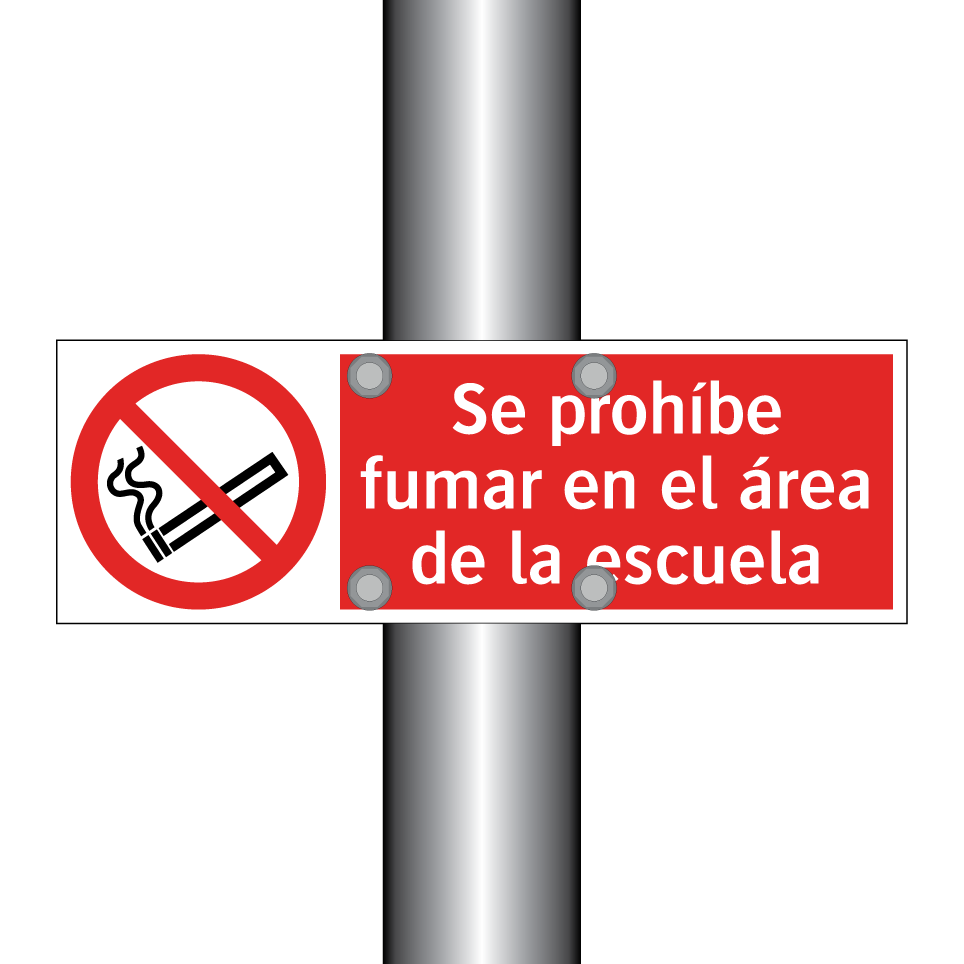 Se prohíbe fumar en el área de la escuela