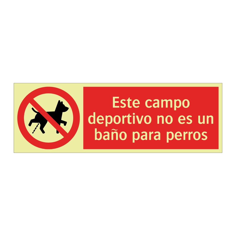 Este campo deportivo no es un baño para perros