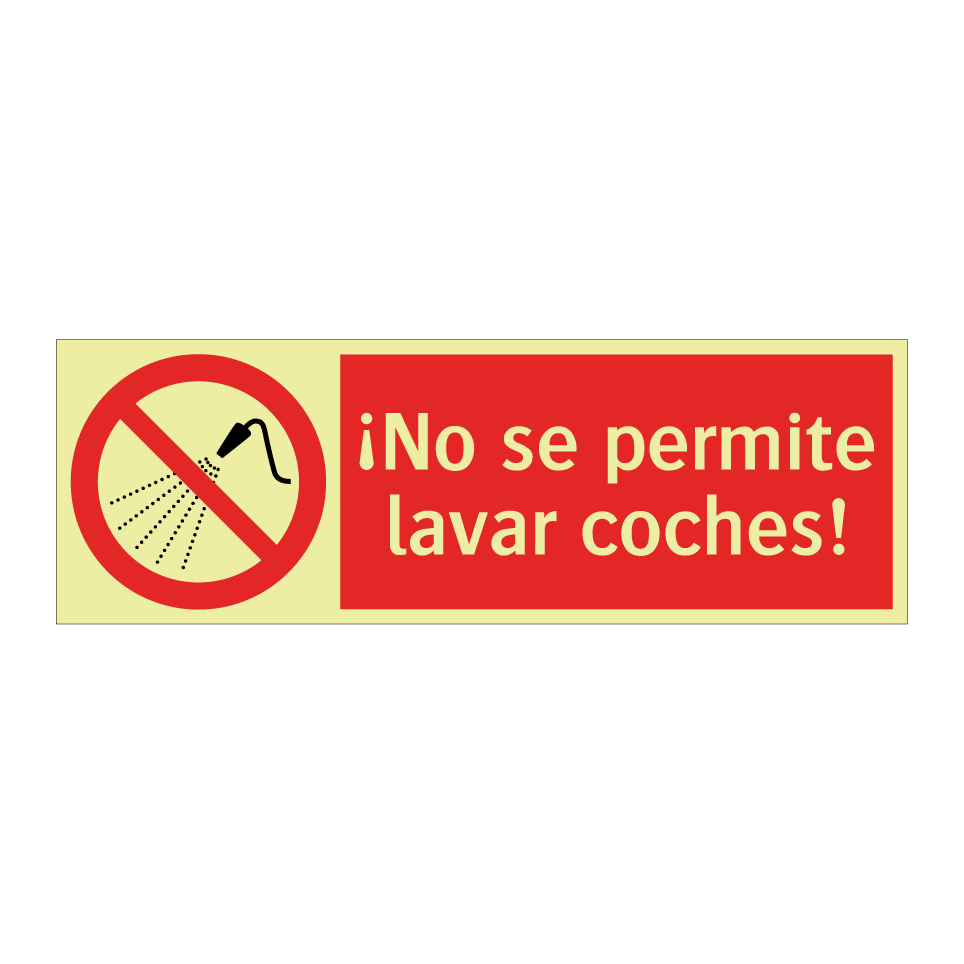 ¡No se permite lavar coches!