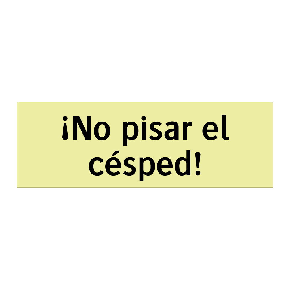 ¡No pisar el césped!
