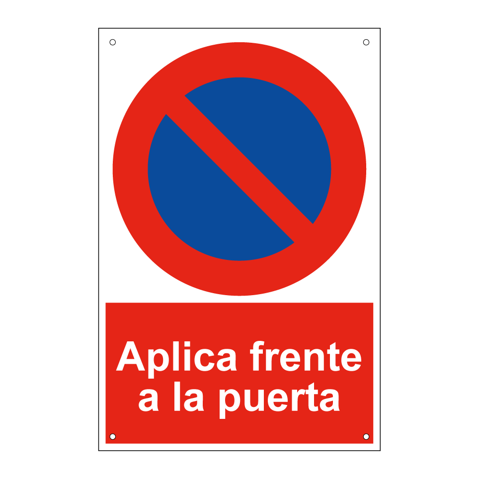 Aplica frente a la puerta