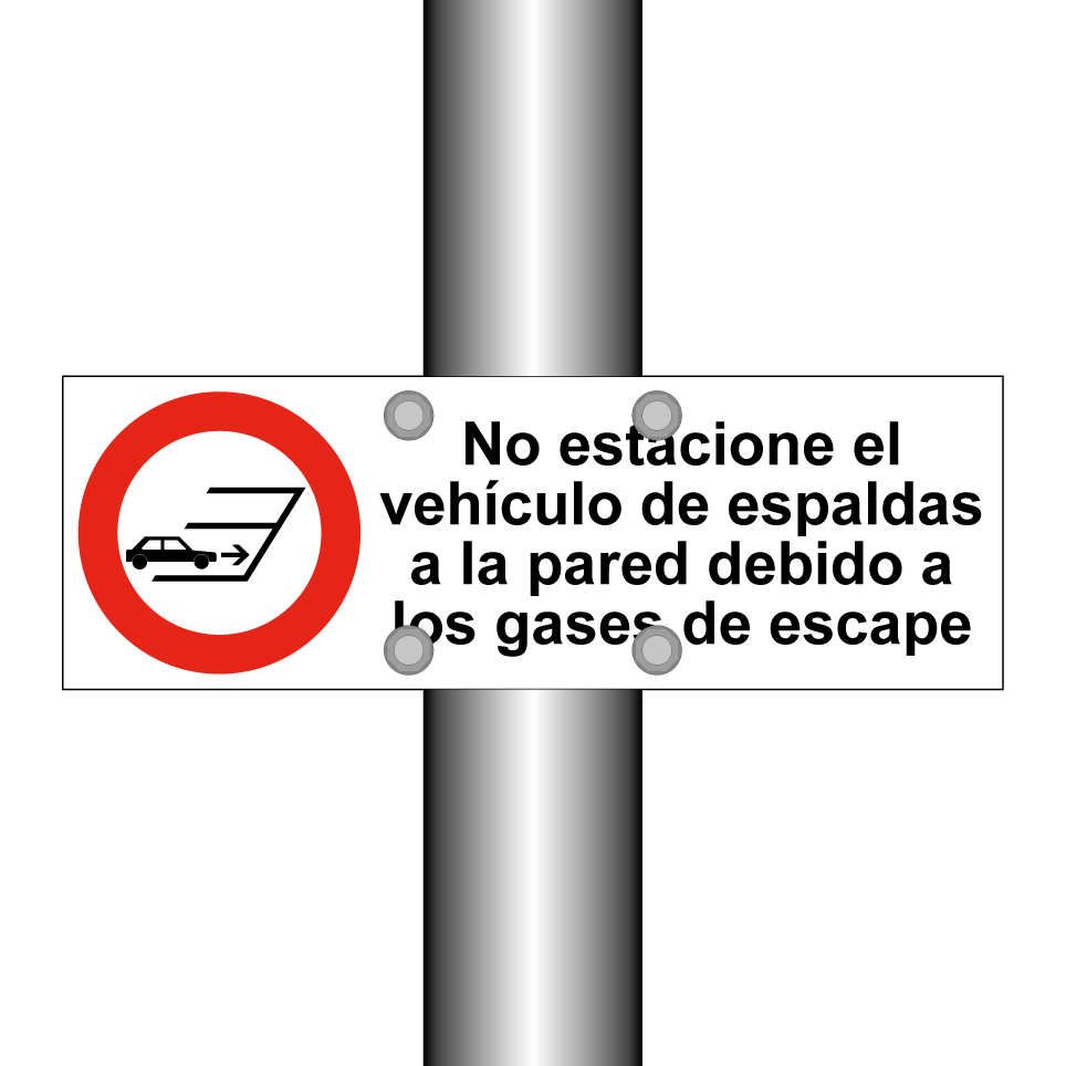 No estacione el vehículo de espaldas a la pared debido a los gases de escape