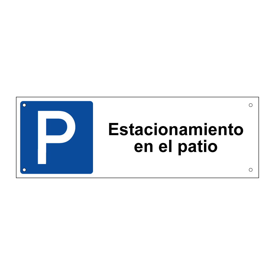Estacionamiento en el patio