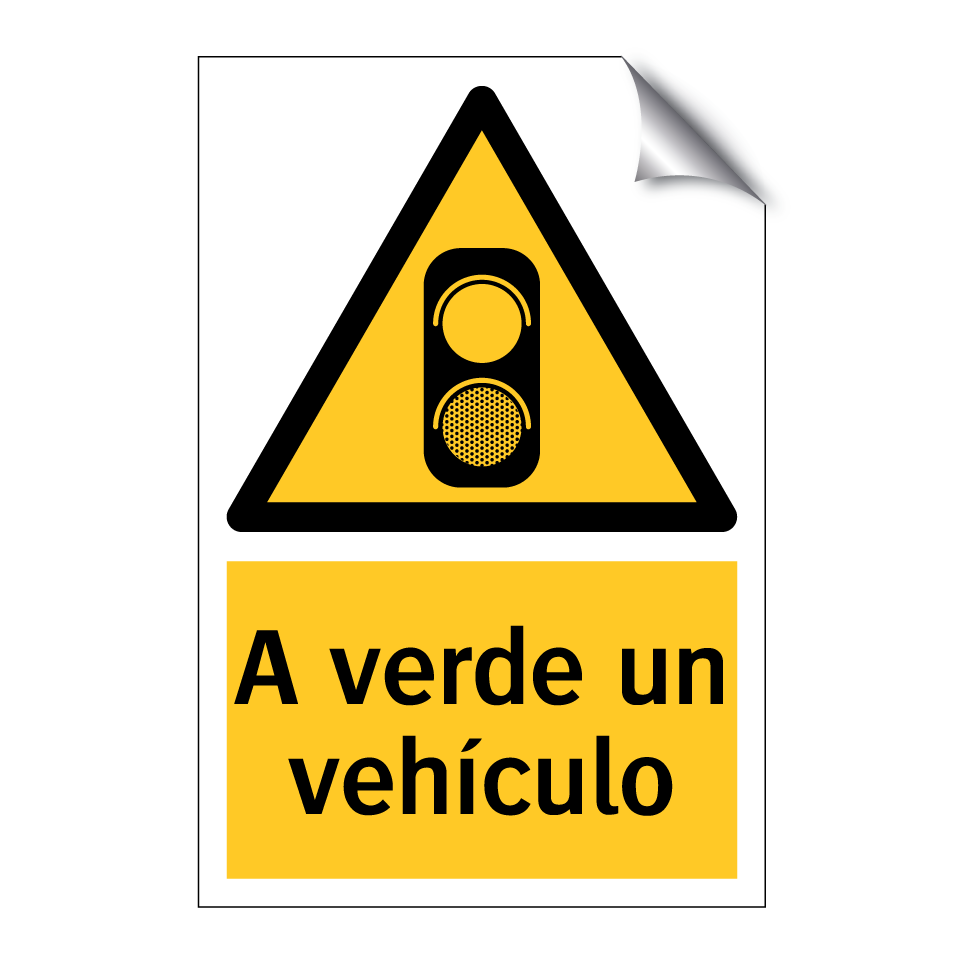 A verde un vehículo