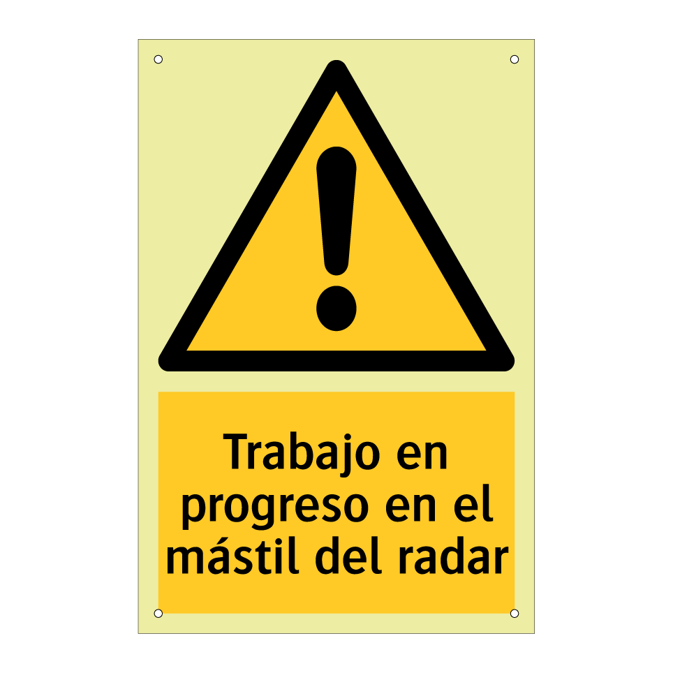 Trabajo en progreso en el mástil del radar