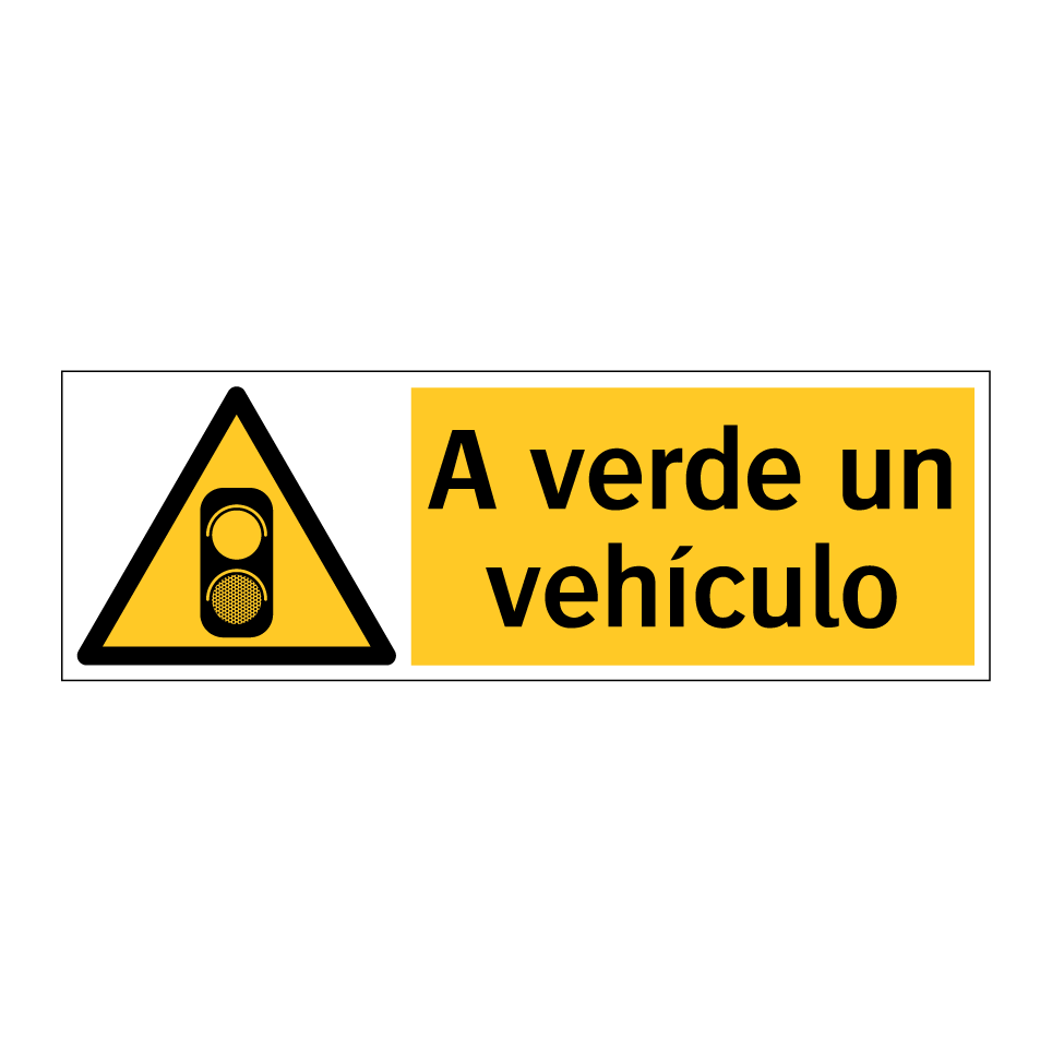 A verde un vehículo