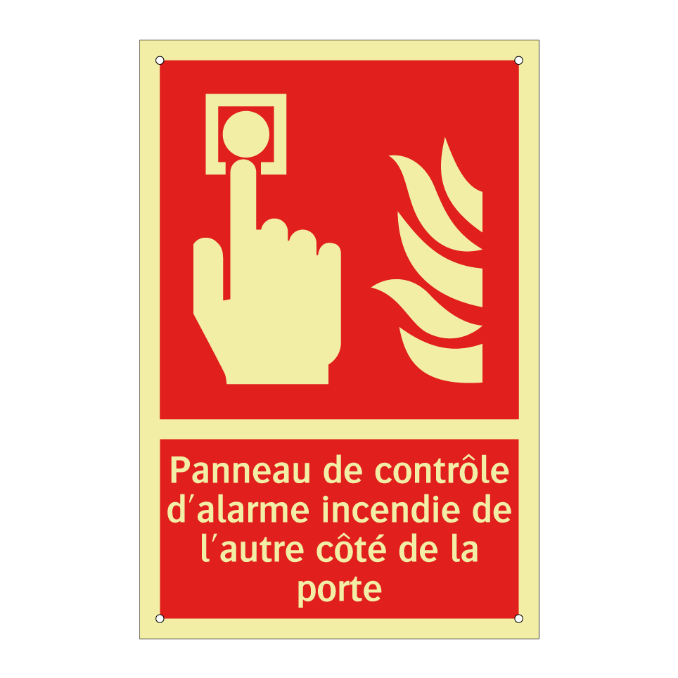 Panneau de contrôle d'alarme incendie de l'autre côté de la porte