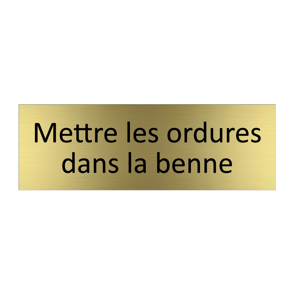 Mettre les ordures dans la benne