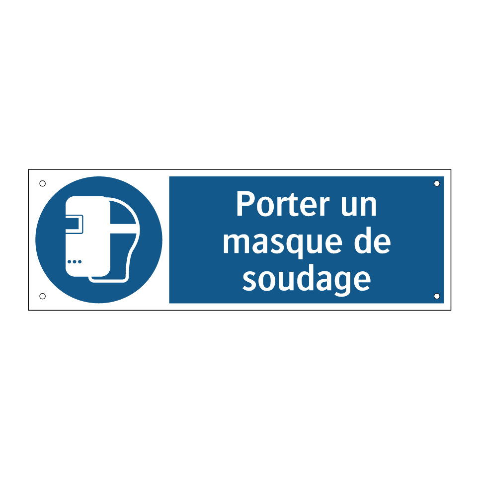 Porter un masque de soudage