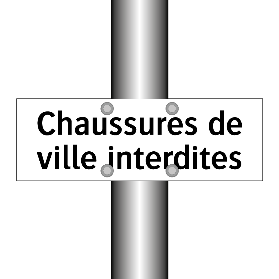Chaussures de ville interdites