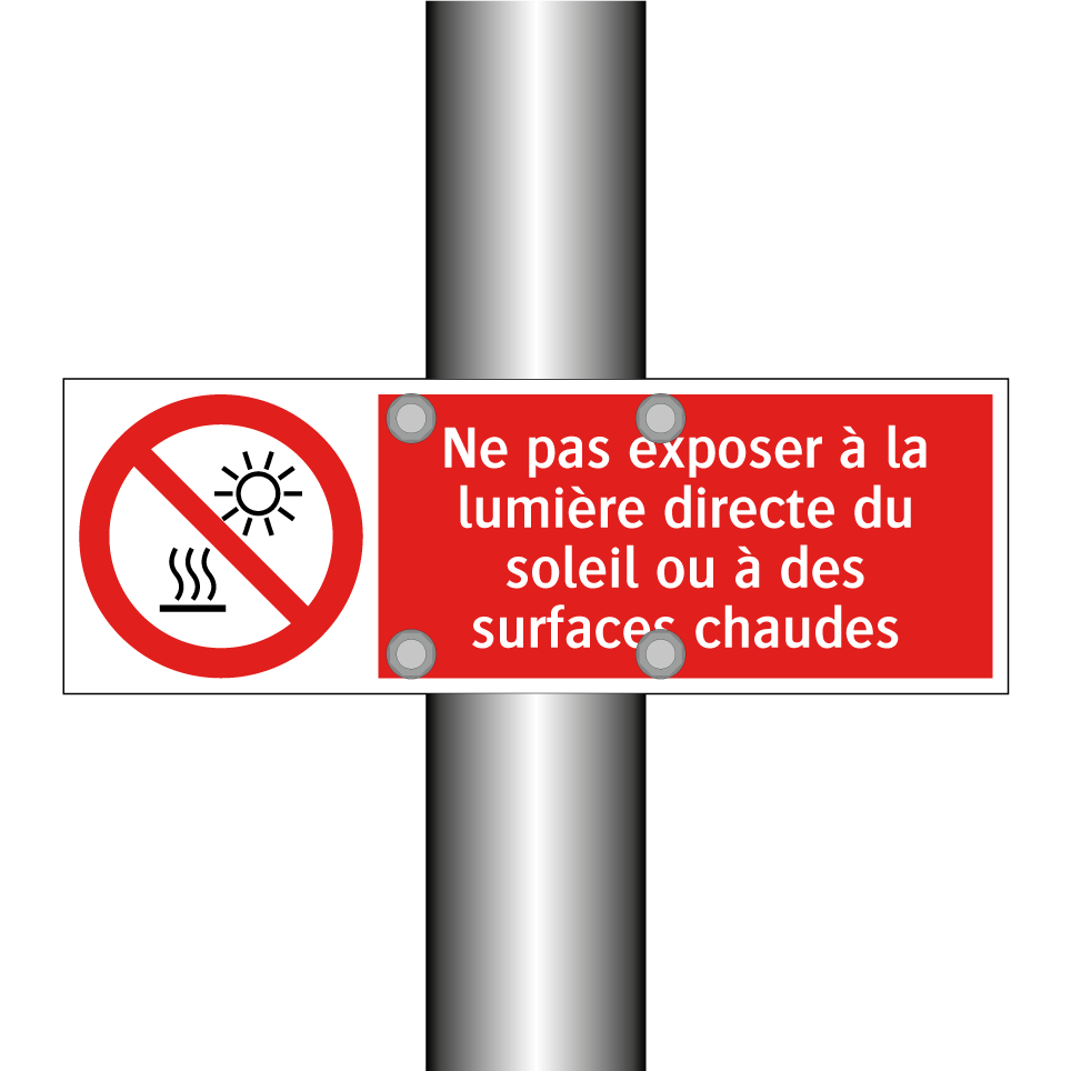 Ne pas exposer à la lumière directe du soleil ou à des surfaces chaudes